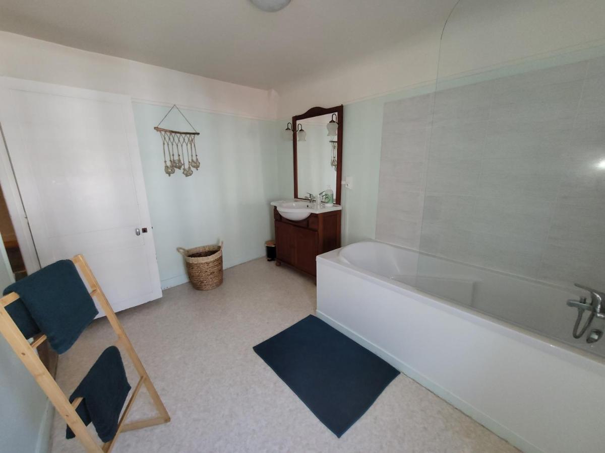 Chambre Independante Au Relais Normand Cormeilles  ภายนอก รูปภาพ