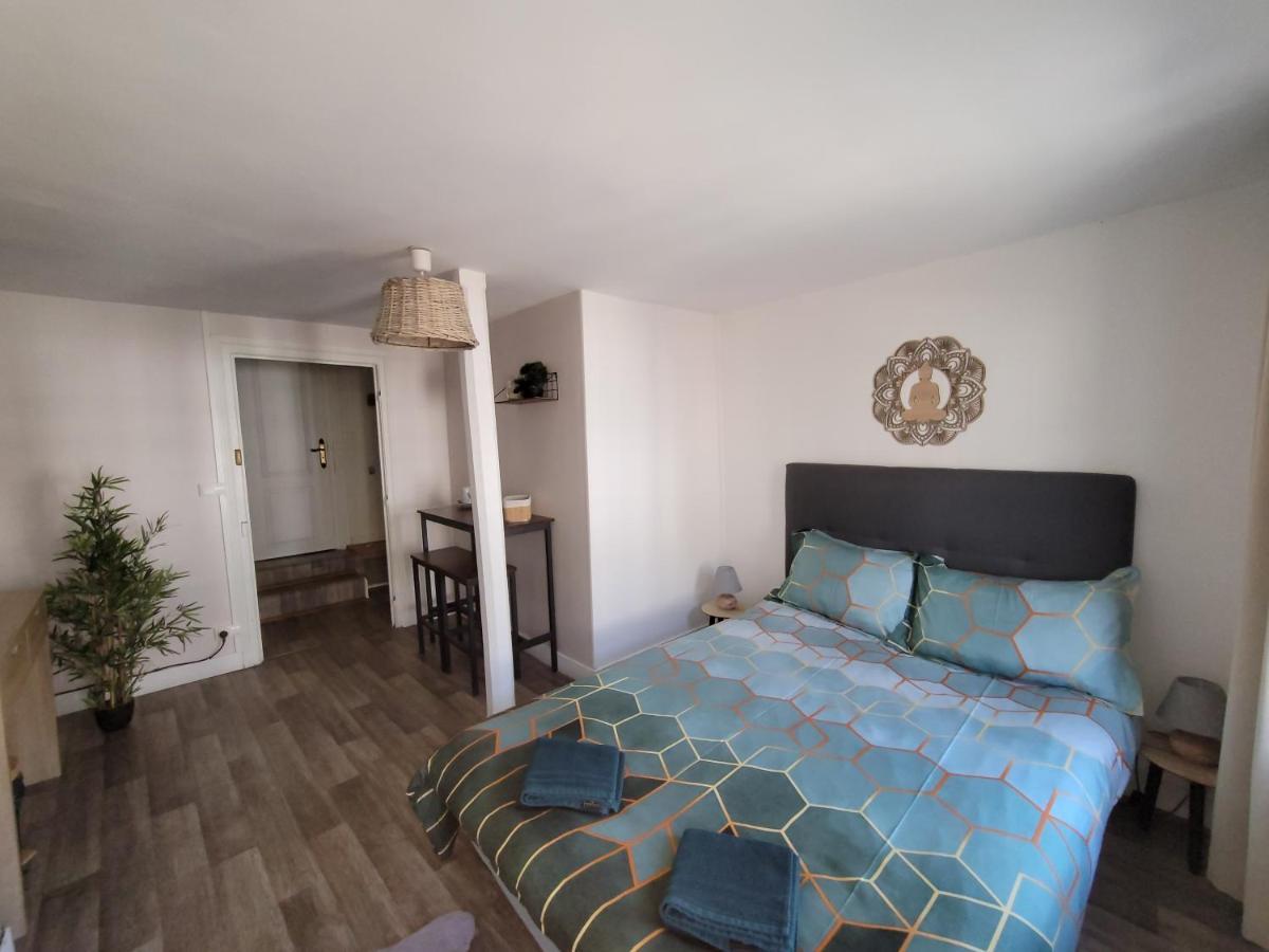 Chambre Independante Au Relais Normand Cormeilles  ภายนอก รูปภาพ